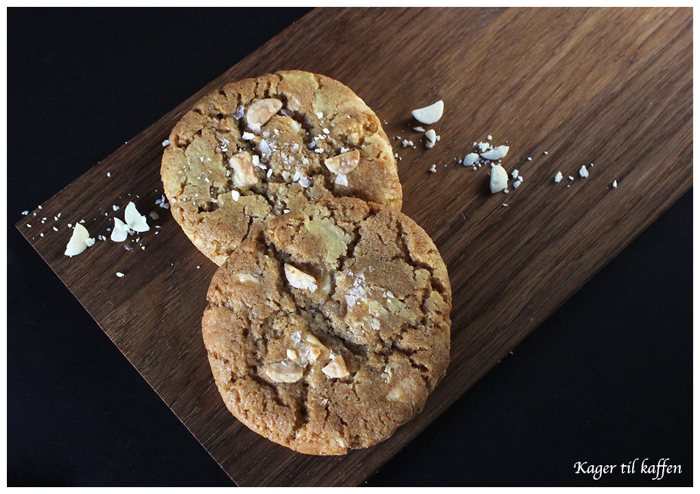 Marcipan & hvid chokolade cookies